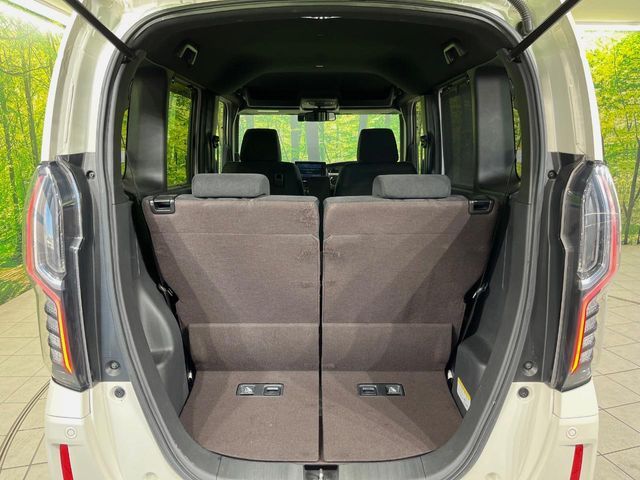 HONDA N BOX 2018 Image 31