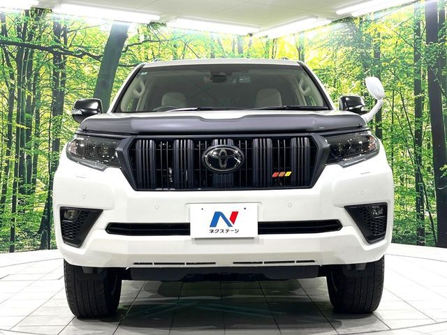 TOYOTA LANDCRUISER PRADO 2022 Image 31