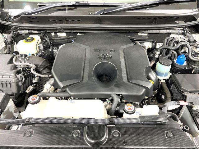 TOYOTA LANDCRUISER PRADO 2022 Image 31