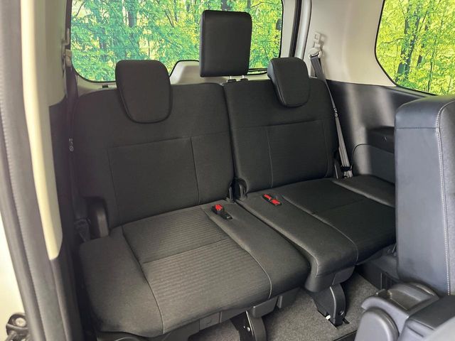 NISSAN SERENA  WG 2023 Image 31