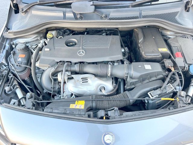 MERCEDES BENZ B CLAS 2016 Image 31