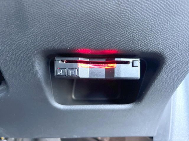 PEUGEOT 208 2020 Image 31