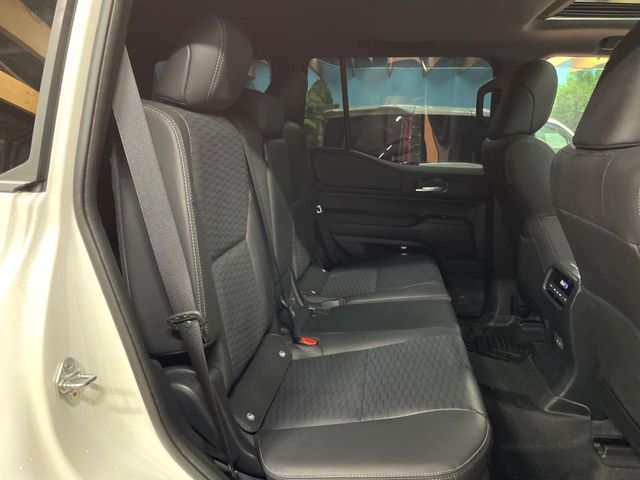 TOYOTA LANDCRUISER 250 2025 Image 31