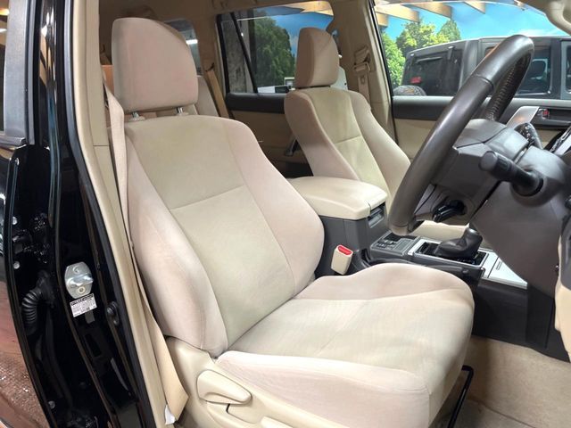 TOYOTA LANDCRUISER PRADO 2020 Image 31
