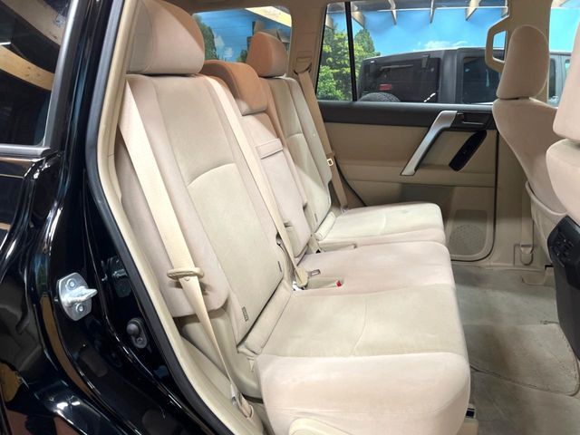 TOYOTA LANDCRUISER PRADO 2020 Image 31