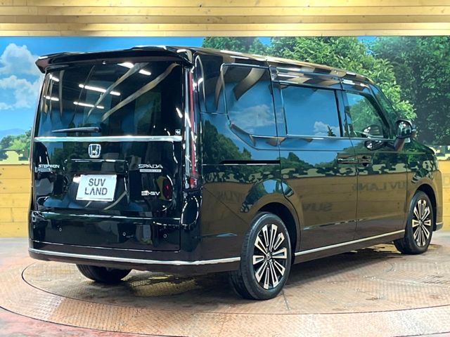 HONDA STEPWAGON E:HEV SPAD 2022 Image 31