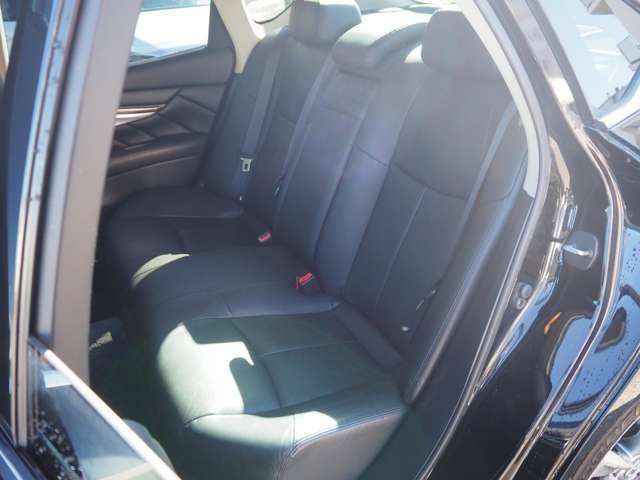 NISSAN FUGA HYBRID 2015 Image 31