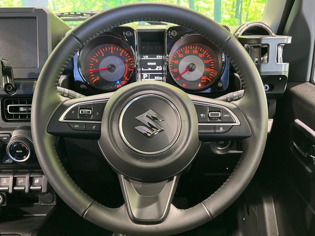 SUZUKI JIMNY NOMADE 2025 Image 31