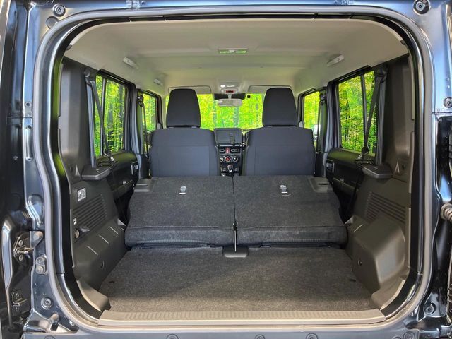 SUZUKI JIMNY NOMADE 2025 Image 31