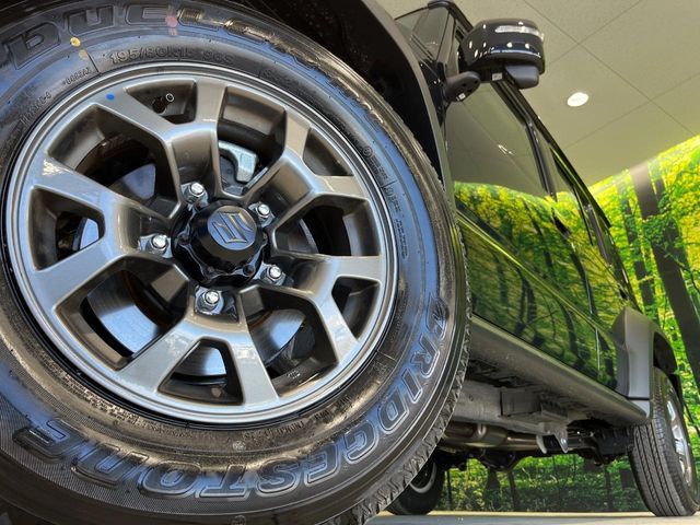 SUZUKI JIMNY NOMADE 2025 Image 31