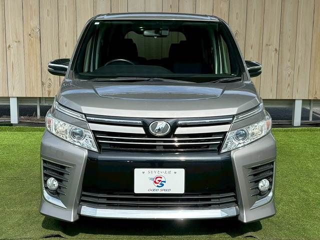 TOYOTA VOXY 2015 Image 31