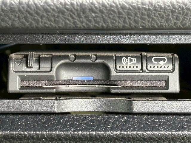 TOYOTA VOXY 2015 Image 31