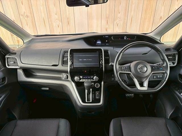 NISSAN SERENA  S-HYBRID 2017 Image 31