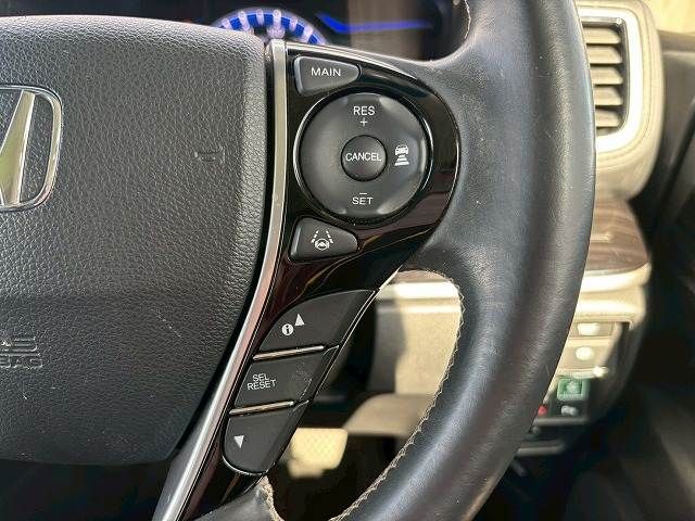 HONDA ODYSSEY HYBRID 2017 Image 31