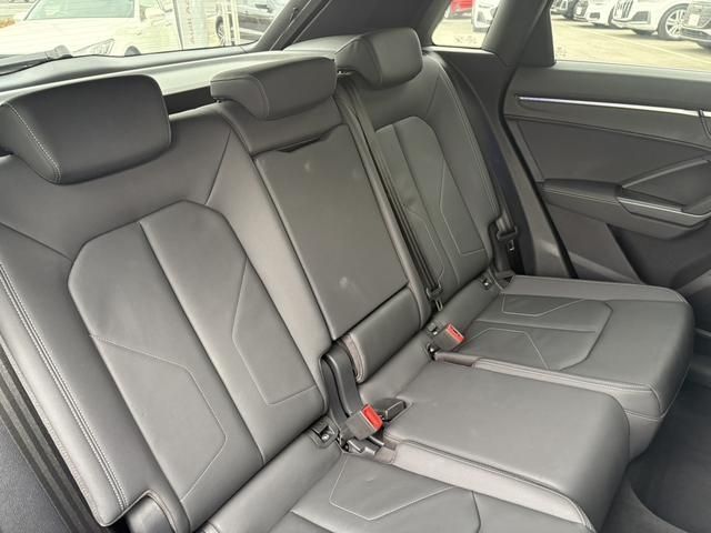 AUDI Q3 2021 Image 31