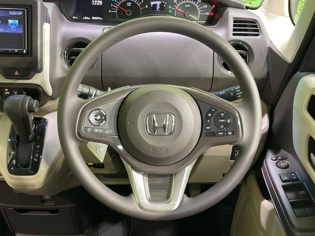 HONDA N BOX 2019 Image 31