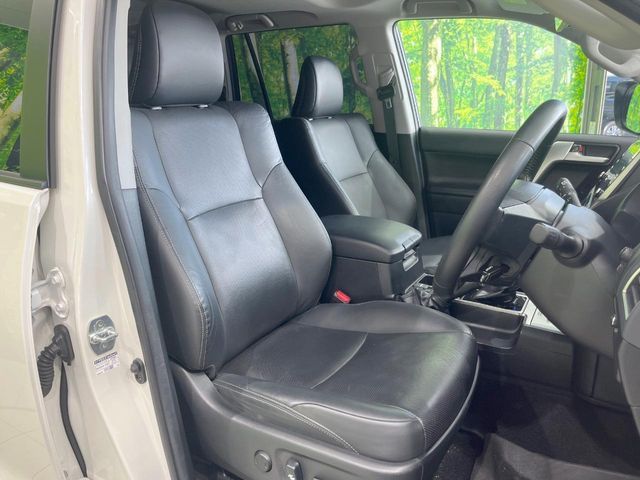 TOYOTA LANDCRUISER PRADO 2024 Image 31
