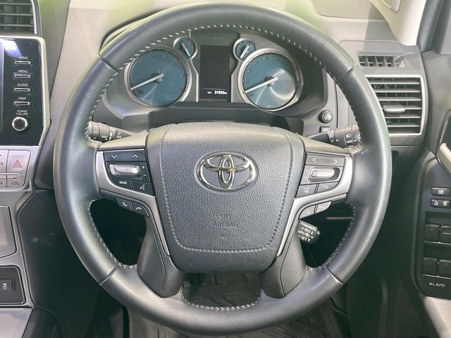 TOYOTA LANDCRUISER PRADO 2024 Image 31