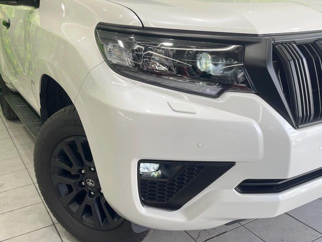 TOYOTA LANDCRUISER PRADO 2024 Image 31