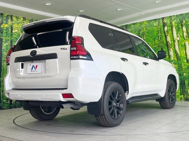 TOYOTA LANDCRUISER PRADO 2024 Image 31