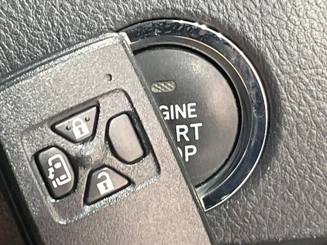 TOYOTA VELLFIRE 2012 Image 31