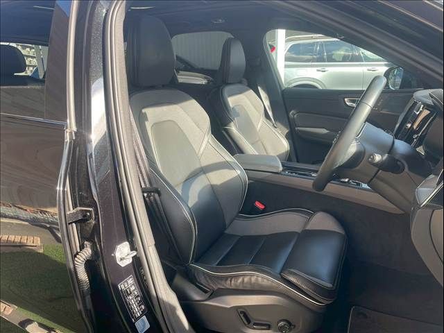 VOLVO XC60 2021 Image 31