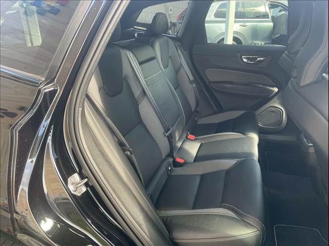 VOLVO XC60 2021 Image 31