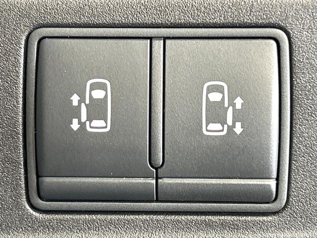 NISSAN SERENA  S-HYBRID 2017 Image 31