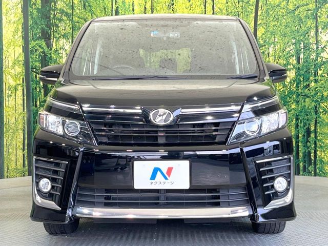 TOYOTA VOXY 2014 Image 31