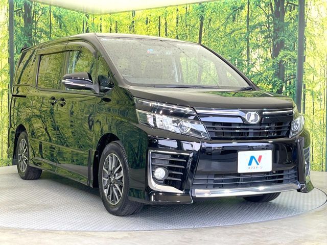 TOYOTA VOXY 2014 Image 31