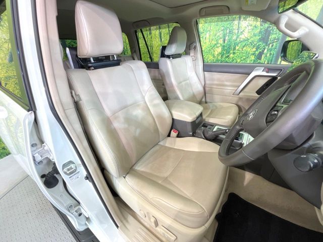TOYOTA LANDCRUISER PRADO 2022 Image 31