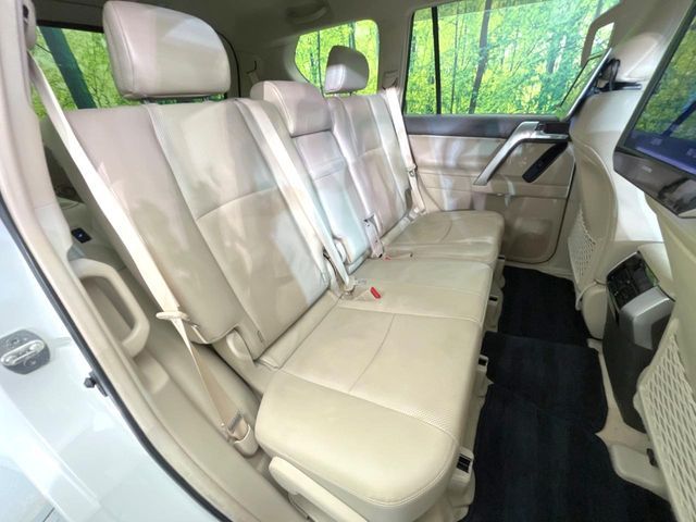TOYOTA LANDCRUISER PRADO 2022 Image 31