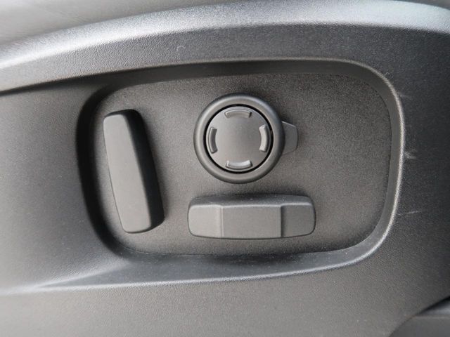 ROVER DEFENDER 2024 Image 31