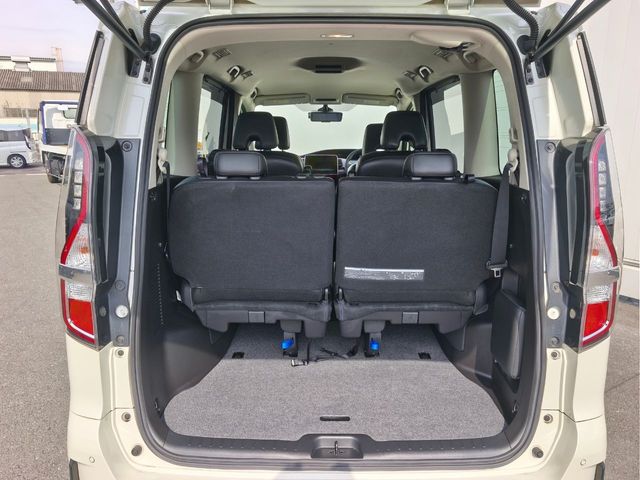 NISSAN SERENA  WG 2021 Image 31