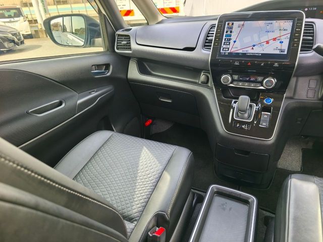 NISSAN SERENA  WG 2021 Image 31