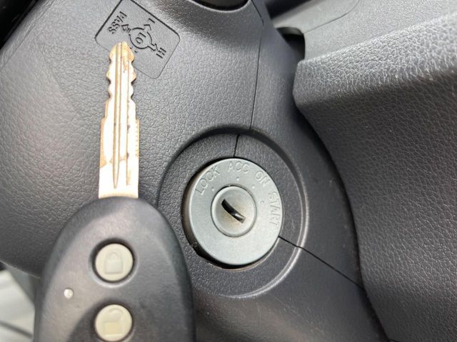 DAIHATSU HIJET TRUCK 4WD 2017 Image 31