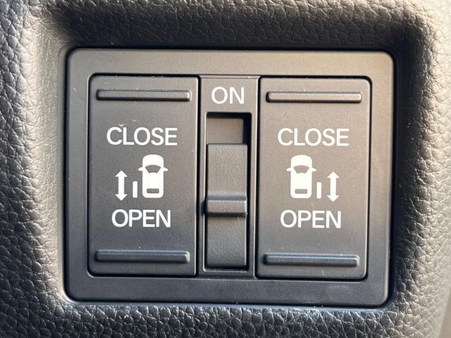 HONDA N BOX CUSTOM 2019 Image 31