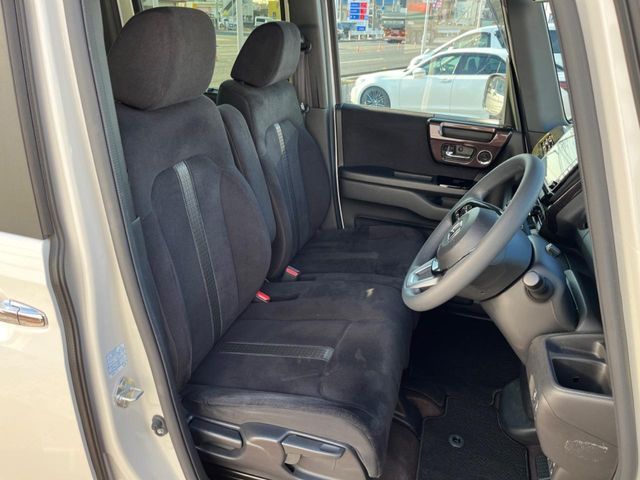 HONDA N BOX CUSTOM 2019 Image 31