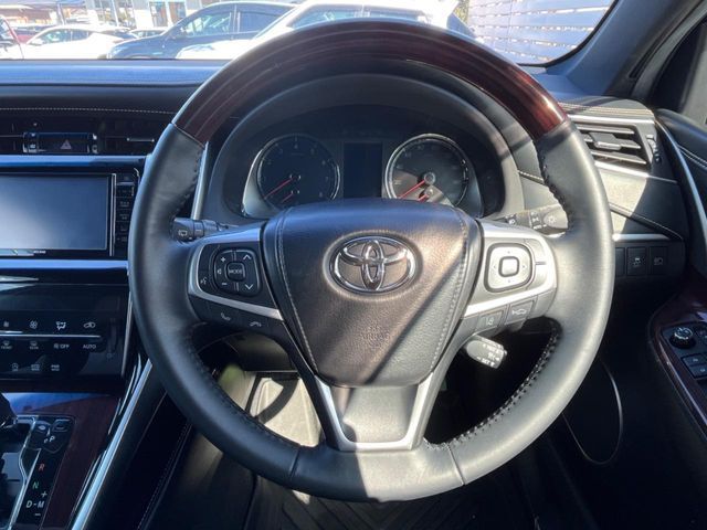 TOYOTA HARRIER 2WD 2015 Image 31