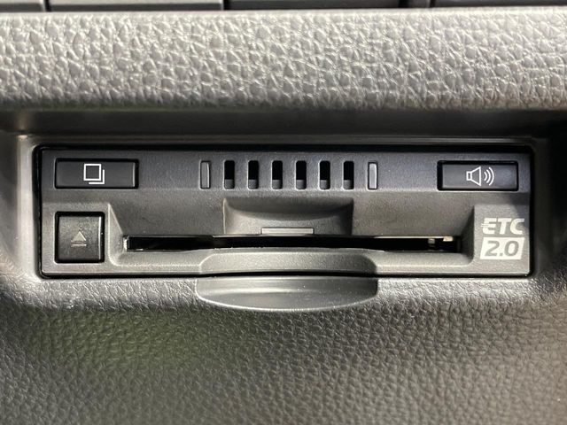 TOYOTA HARRIER HYBRID 2021 Image 31