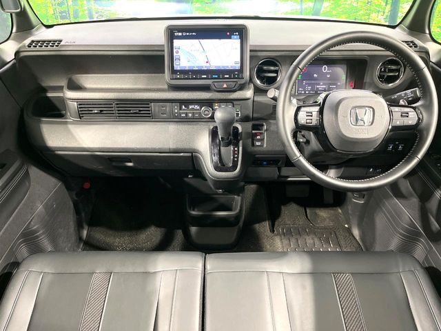 HONDA N BOX CUSTOM 2024 Image 31