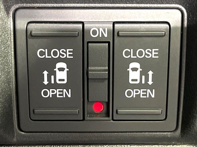 HONDA N BOX CUSTOM 2024 Image 31