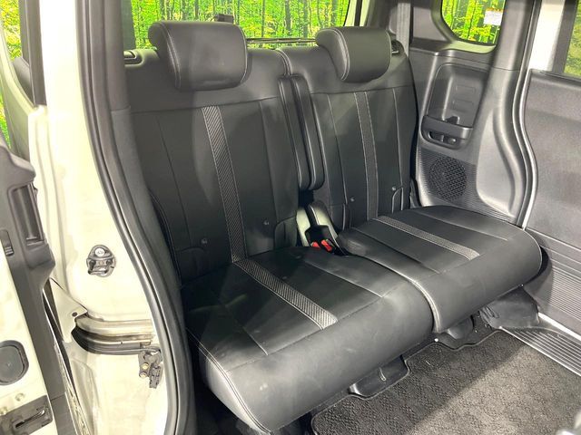 HONDA N BOX CUSTOM 2024 Image 31