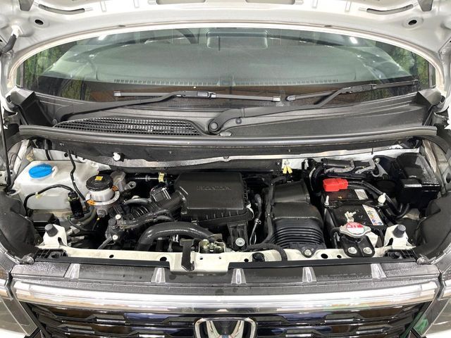 HONDA N BOX CUSTOM 2024 Image 31