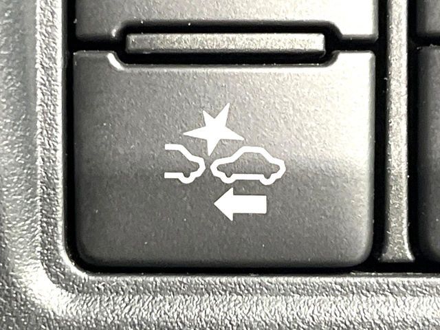 TOYOTA VOXY 2018 Image 31