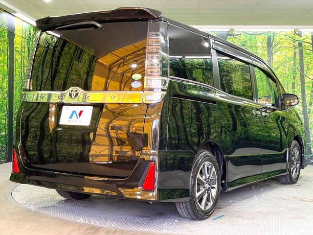 TOYOTA VOXY 2018 Image 31