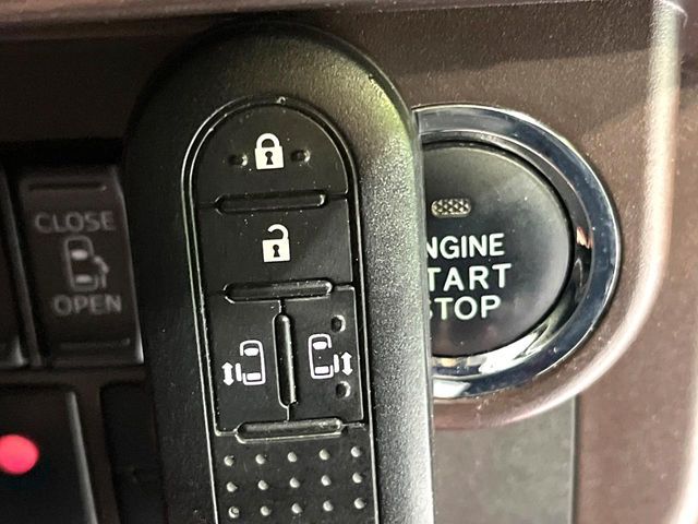 TOYOTA TANK 2017 Image 31