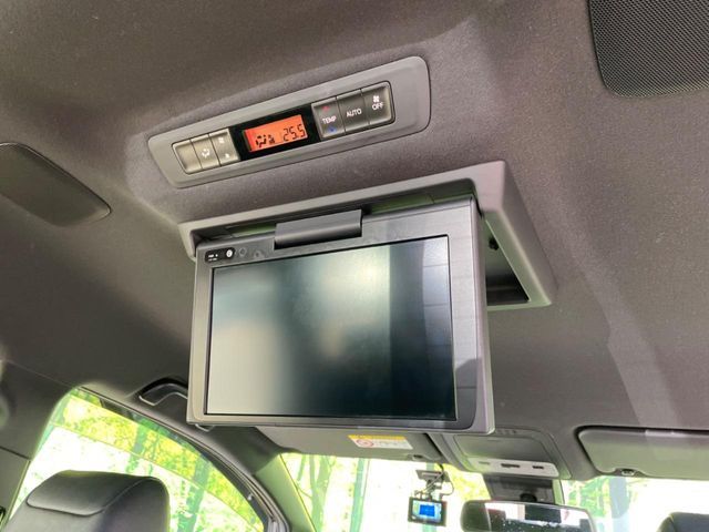 TOYOTA ESQUIRE 2019 Image 31