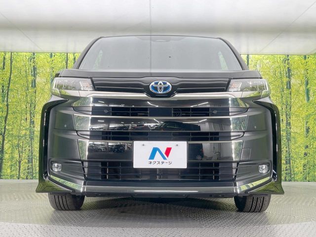 TOYOTA NOAH HYBRID 2022 Image 31