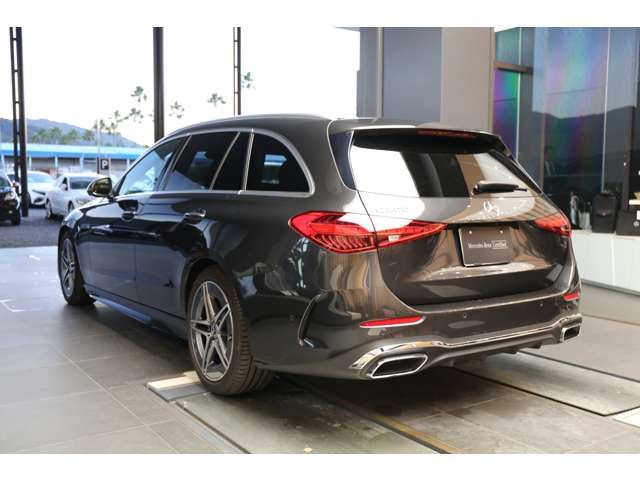 MERCEDES BENZ C CLAS 2024 Image 31